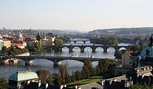 Czechy maja 12 przedstawicieli w europejskim komitecie regionów, który jest zgromadzeniem przedstawicieli samorządów lokalnych i regionalnych. Praga Wikipedia Wolna Encyklopedia