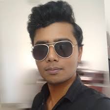 Isha Deodhar's Instagram, Twitter & Facebook