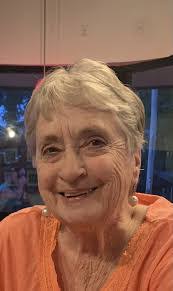 Vivian Jean's Instagram, Twitter & Facebook