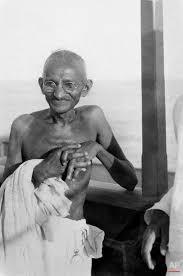 Mahatma Gandhi Is Shown Aboard The S S Rajputana En Route To The Second Round Table Conference On Dominion Status For In Mahatma Gandhi Gandhi Mahathma Gandhi