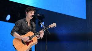 There's nothing holdin' me back (оригинал shawn mendes). Shawn Mendes There S Nothing Holdin Me Back Live At The Summertime Ball Capital