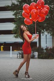 25th Birthday Outdoor Birthday Photoshoot Ideas For Adults Red Balloon Girl Birthday Photoshoot 21st Birthday Photoshoot Birthday Photography