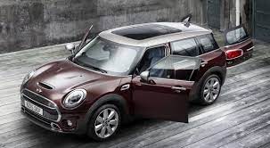 観音開きのリアドアが魅力 5人乗って長距離ドライブできるmini 新型 mini clubman えん乗り ミニクーパークラブマン ミニクラブマン ミニクーパー