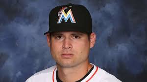 D-backs trade for Cody Hall from Giants