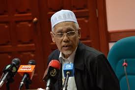 Apabila kerajaan negeri pulau pinang menubuhkan jabatan hal ehwal agama islam negeri pulau pinang pada 1 julai 1959. Dr Zakir Naik Hanya Menyampaikan Kebenaran Mufti Pulau Pinang Indahnya Islam