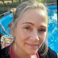 Barbara Reaves's Instagram, Twitter & Facebook