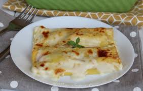 Realizzate dei gustosi cannelloni di pesce. Cannelloni Ai Frutti Di Mare Ricetta Facile