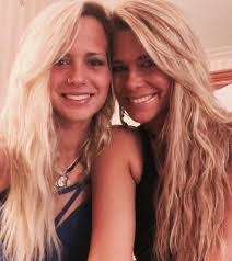 Lauren Cole's Instagram, Twitter & Facebook