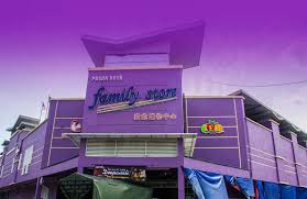 It's a one shoplot store located beside public bank malim jaya. Family Store Melaka A Supermarket With 10 Outlets In Melaka Area That Offering A Wide Variety Of Food Beverages And Household Products