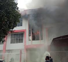 Kode paket internet murah telkomsel tekan *363*800#, khusus keluarga special*. Bts Induk Telkomsel Pekanbaru Terbakar Jaringan Telkomsel Wilayah Sumbagut Blackout Alurnews Com