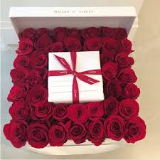 Para Ti Por Siempre Estas Presente En Mi Flower Gift Flower Arrangements Flower Boxes