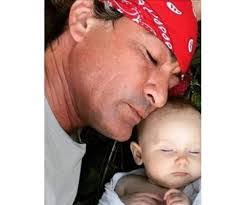 Edgar Avery's Instagram, Twitter & Facebook