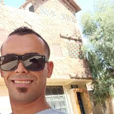 بقلوب حزينة ومؤمنة، ننعى رحيل الرجل الطيب، أحد رجالات الشرطة الأوفياء عمي  زرزور نسيب، الذي وافته المنية. نعزي عائلته الكريمة وزملاءه، راجين من الله  أن يتغمده برحمته الواسعة. إنا لله وإنا إليه