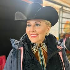 Kay Matz's Instagram, Twitter & Facebook