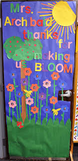 Find great ideas of creative arrangements , winter flower arrangement ideas, artificial flowers arrangement ideas, baby s. 9 Awesome And Educational Ideas For Spring Classroom Door Decoration