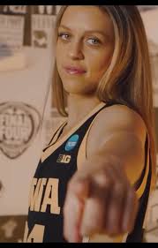 Kassie Smh Flying Out