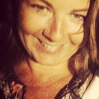 Jeanette Beer's Instagram, Twitter & Facebook