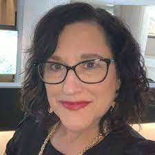 Beatrice Benjamin's Instagram, Twitter & Facebook