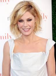 Julie bowen is an american actress and model. More Pics Of Julie Bowen Messy Cut 10 Of 10 Short Hairstyles Lookbook Stylebistro