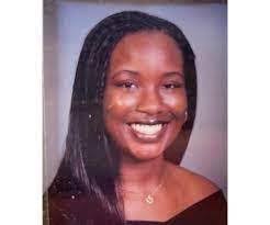 Iris Buckner's Instagram, Twitter & Facebook