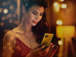 Moreover, it is exclusively releasing for indian customers according to the chinese however, oppo has not officially announced any pricing details for the oppo f17 pro diwali edition of the phone. Oppo F17 Pro Diwali Edition Comes With A Free Power Bank And Back Cover The Tech Angle