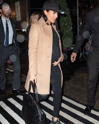 Get creative help and formatting ideas from this essential guide. Inside Meghan Markle S Baby Shower With Amal Clooney Emirates Woman