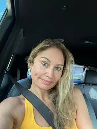 Hey, my name is Eric! I'm 24