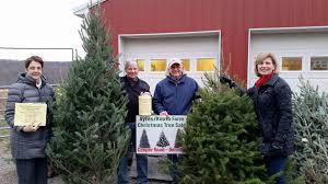 In addition to the cash flow of the christmas trees, this 10.02 acre farm includes a 2700 square foot 4br 3.5 ba home built in 1992. Annual Christmas Tree Sale The Ayres Knuth Farm Foundation