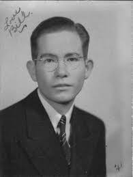 Walter Clemons's Instagram, Twitter & Facebook