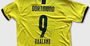 Maybe you would like to learn more about one of these? Fehldruck Unikat Erling Haaland Unterschreibt Sein Bvb Trikot