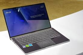 Saya pake asus zenbook flip13 ux362fa tapi yang 1 tb. Melihat Trio Laptop Terkecil Di Dunia Dari Asus Halaman All Kompas Com
