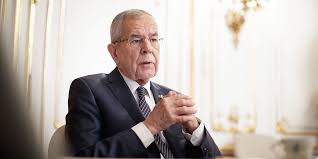 The van der bellen family is a russian noble family of dutch patrilineal descent. Ich Werde Mir Das Unter Garantie Genau Ansehen Weil Das Keine Triviale Geschichte Ist Bundesprasident
