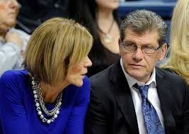 UConn's Auriemma: Lack of scoring makes men's college basketball 'a joke'