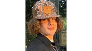 William Davi Courtney"