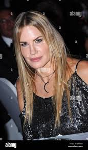 Daryl hannah hi-res stock photography and images