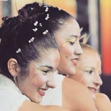 Artista usa técnicas circenses para recuperar movimentos após acidente que  a deixou em coma