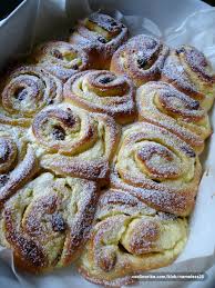Pin On Strudle Buhtle Kiflice Puzici