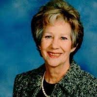 Lena Hinkle's Instagram, Twitter & Facebook