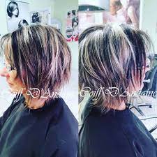 Coupe Courte Effilee Meches Blonde Et Noire Meches Coupefemme Blonde Noir Wellahair Coiffure Coupe Courte Effilee Coiffures Quotidiennes