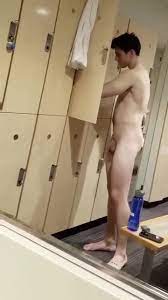 Naked in locker room - ThisVid.com