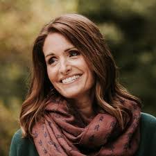 Emily Cheney's Instagram, Twitter & Facebook