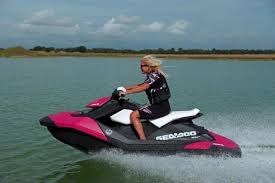 Petersburg is a charming city which averages 361 sunny days in a year. Siesta Key And Watersports The Perfect Pairing Must Do Visitor Guides Sea Doo Spark Seadoo Jet Ski Rentals