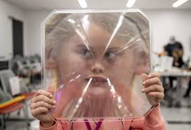 Photos: Fun with science during Girl Day at UT