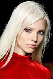 Thelist European Beauty Report Fall S Top Trends Beauty Hair Beauty Beauty Trends