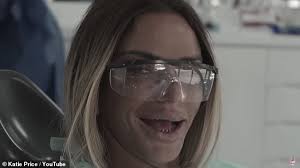 Katie price teeth before veneers. Katie Price Shows Her Real Teeth Before She Looks New In Turkey Fr24 News English