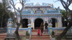 Chùa Bà - Nước mặn