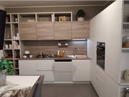 Letti che esplorano stili diversi, in completa libertà compositiva. Scavolini Sconti Online 40 50 60