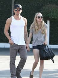 The photo gallery contains over 35k, hq photos including public appearances, photo sessions, screen. Ryan Phillippe Fashion And Style Ryan Phillippe Dress Clothes Hairstyle Famousfix