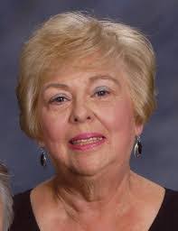 Heidi Hess's Instagram, Twitter & Facebook