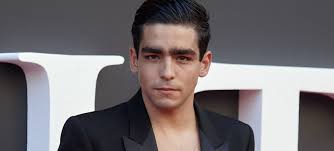 Maybe you would like to learn more about one of these? Omar Ayuso Elite Protagonista En Una De Las 5 Unicas Publicaciones De Su Chico Alonso Diaz Big Bang Los40